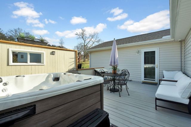 105 County Road 582, Athens, TN 37303