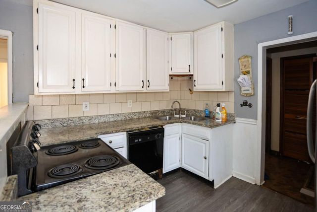 1368 W Austin Road, Decatur, GA 30032