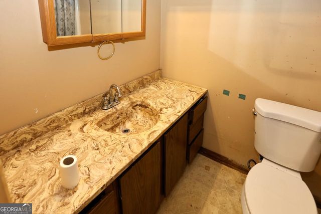 1368 W Austin Road, Decatur, GA 30032