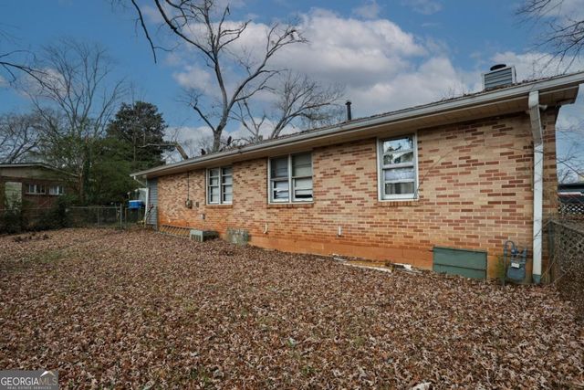 1368 W Austin Road, Decatur, GA 30032