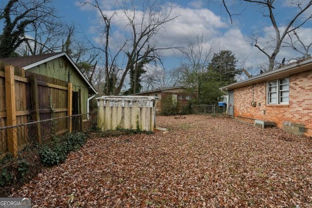 1368 W Austin Road, Decatur, GA 30032