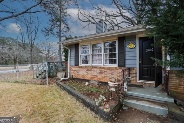 1368 W Austin Road, Decatur, GA 30032