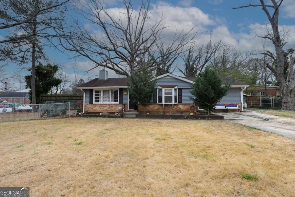 1368 W Austin Road, Decatur, GA 30032