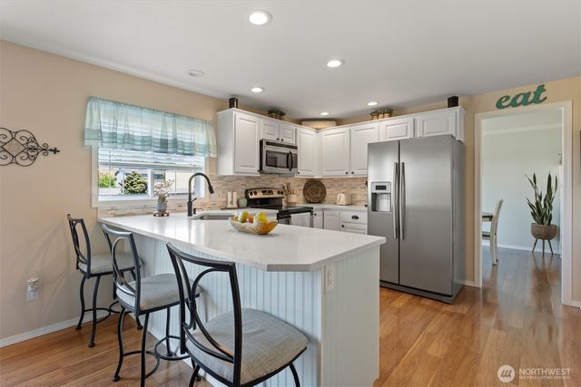 7690 Mcdougall Avenue NE, Moses Lake, WA 98837