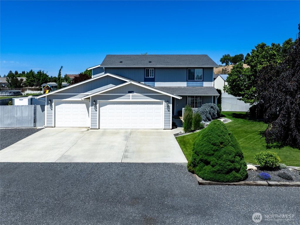 7690 Mcdougall Avenue NE, Moses Lake, WA 98837