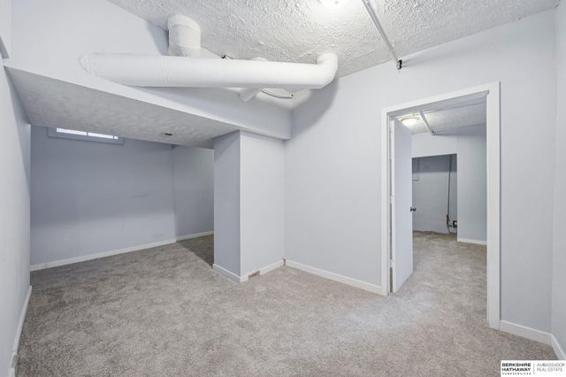 1775 S 9 Street, Omaha, NE 68108