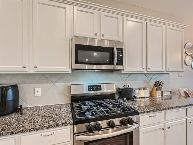 3735 Lion Creek Court, Rosenberg, TX 77469