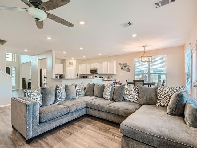 3735 Lion Creek Court, Rosenberg, TX 77469