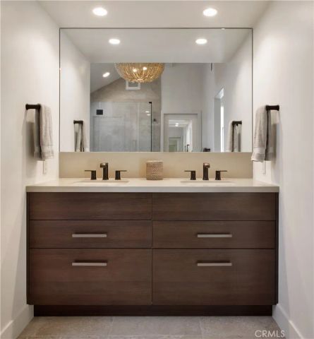 203 21st, Huntington Beach, CA 92648