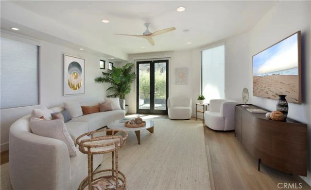 203 21st, Huntington Beach, CA 92648