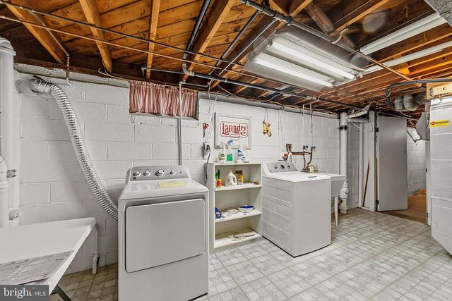 16 PUPEK RD, South Amboy, NJ 08879