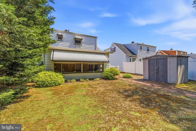 16 PUPEK RD, South Amboy, NJ 08879
