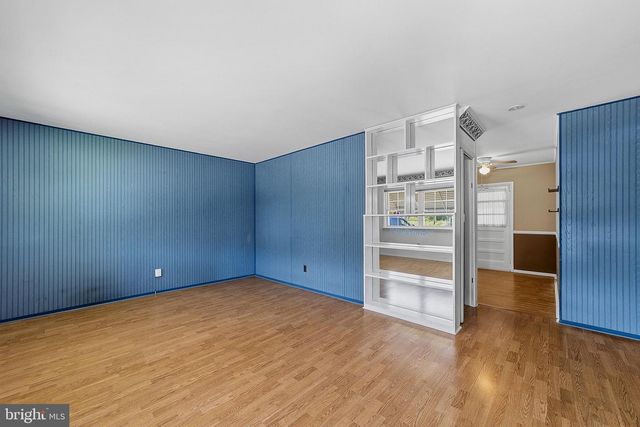 16 PUPEK RD, South Amboy, NJ 08879