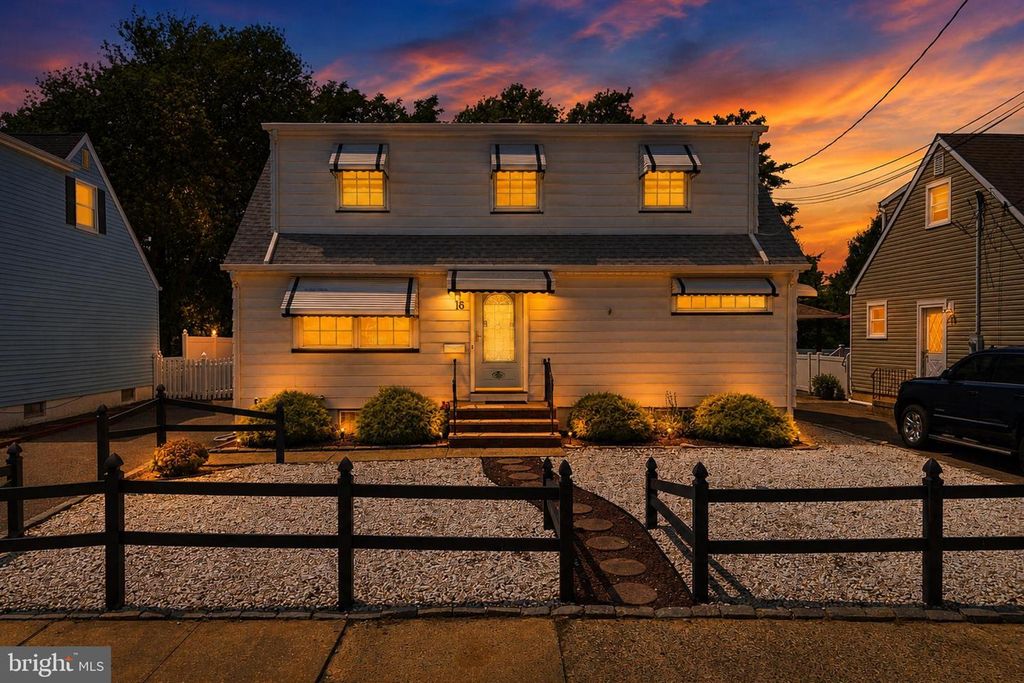 16 PUPEK RD, South Amboy, NJ 08879