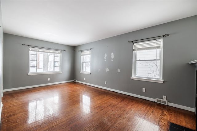 101 Freemont Road, Rochester, NY 14612