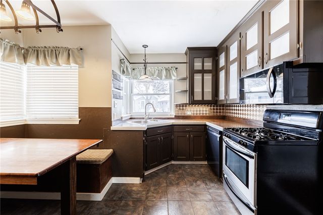 101 Freemont Road, Rochester, NY 14612