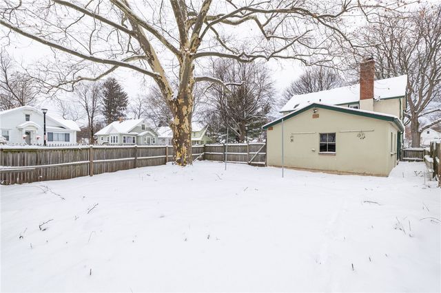 101 Freemont Road, Rochester, NY 14612