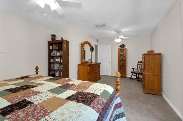 315 Thistlewood Court, League City, TX 77573