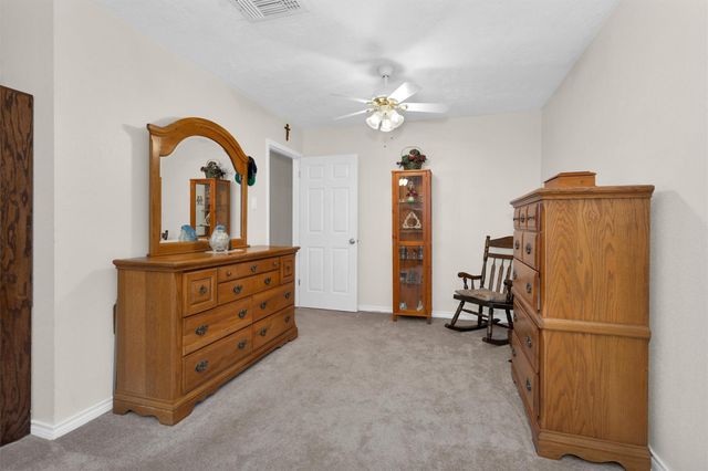 315 Thistlewood Court, League City, TX 77573