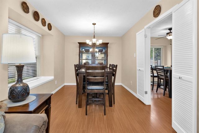 315 Thistlewood Court, League City, TX 77573