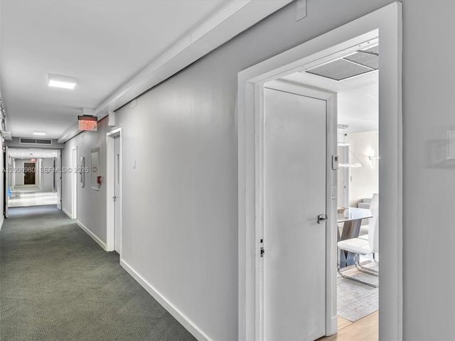 20301 W Country Club Drive 622, Aventura, FL 33180
