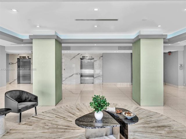 20301 W Country Club Drive 622, Aventura, FL 33180