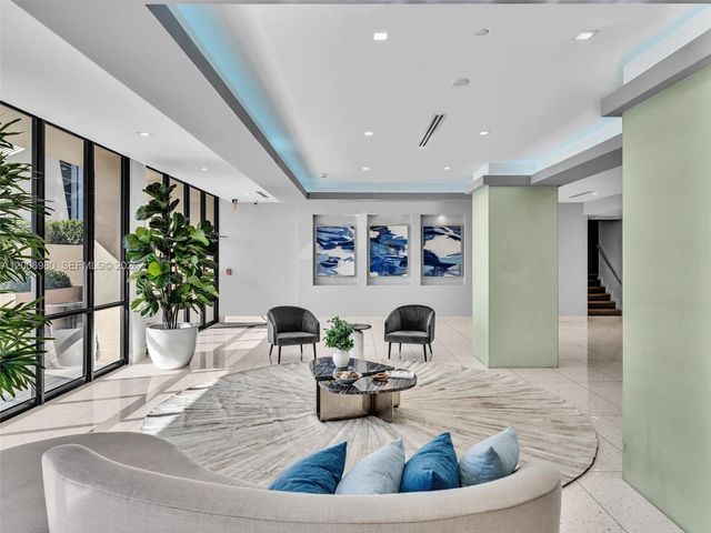 20301 W Country Club Drive 622, Aventura, FL 33180