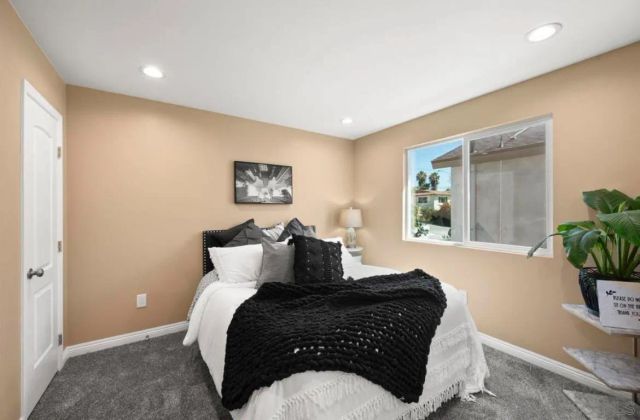 911 Concepcion Ave, Spring Valley, CA 91977