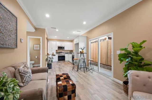 911 Concepcion Ave, Spring Valley, CA 91977