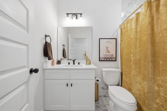 1352 W 24th Street, Houston, TX 77008