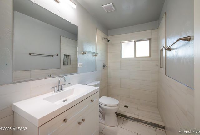 2011 S Kelvin Stravenue, Tucson, AZ 85713
