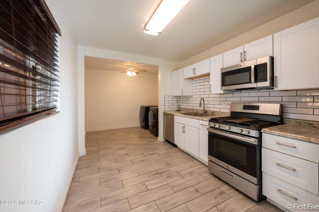 2011 S Kelvin Stravenue, Tucson, AZ 85713