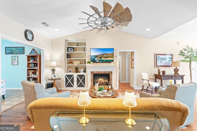 327 Fairways Drive, Macon, GA 31220