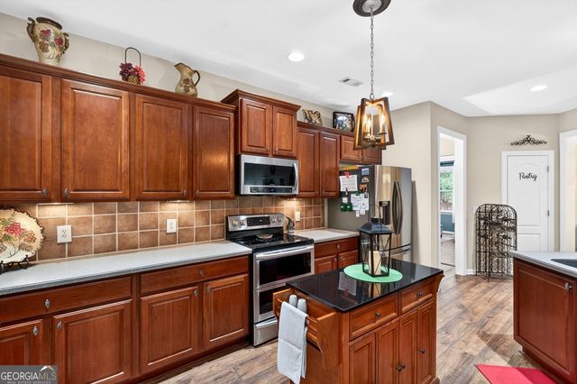 327 Fairways Drive, Macon, GA 31220