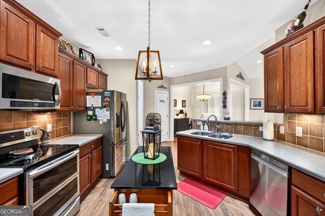 327 Fairways Drive, Macon, GA 31220