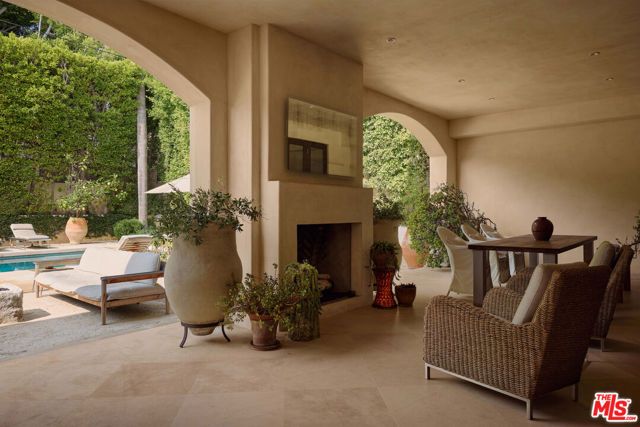 623 N Alta Drive, Beverly Hills, CA 90210