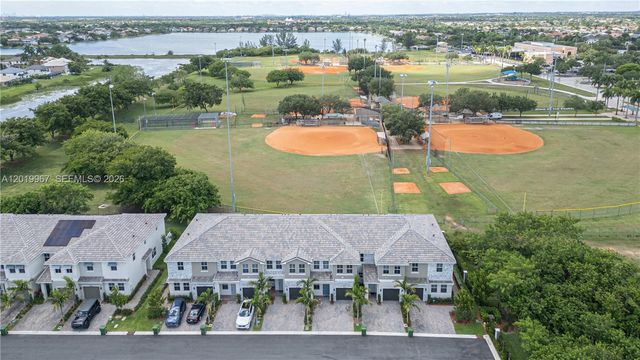 16966 SW 2nd Ct 16966, Pembroke Pines, FL 33027