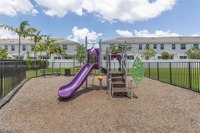 16966 SW 2nd Ct 16966, Pembroke Pines, FL 33027
