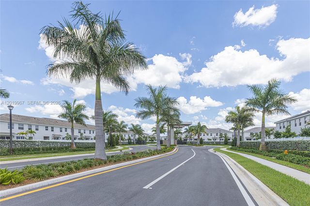 16966 SW 2nd Ct 16966, Pembroke Pines, FL 33027