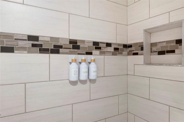 4018 SANDPOINTE DRIVE, Bradenton, FL 34205