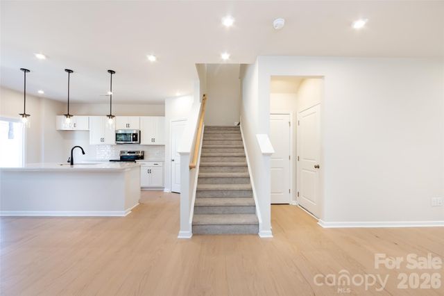 6005 Longar Lane, Charlotte, NC 28269