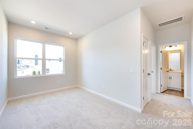 6005 Longar Lane, Charlotte, NC 28269