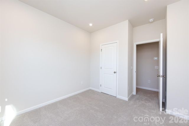 6005 Longar Lane, Charlotte, NC 28269