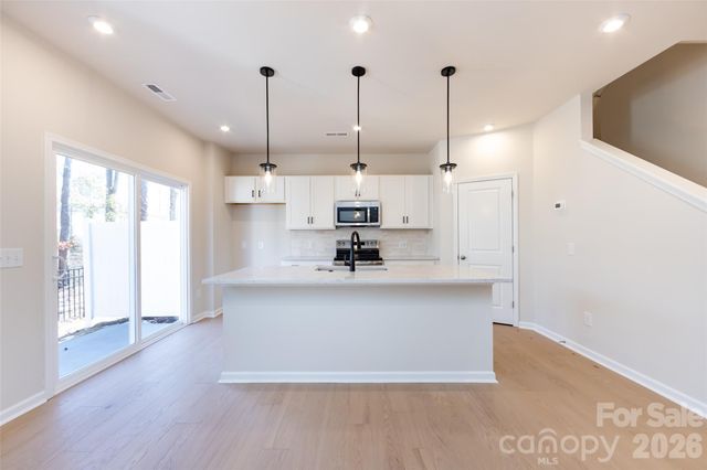 6005 Longar Lane, Charlotte, NC 28269