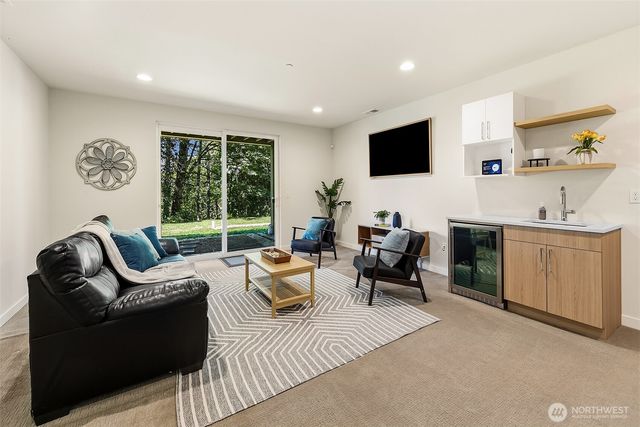 14917 196th Avenue SE, Renton, WA 98059