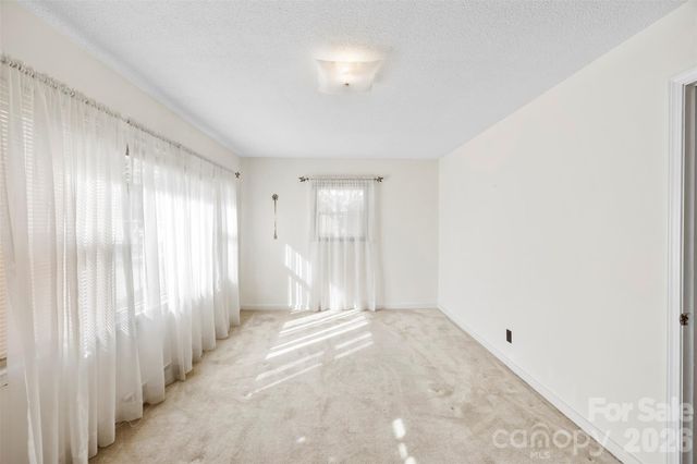 1696 Hoffman Road, Gastonia, NC 28054