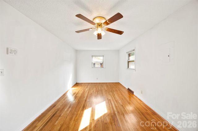 1696 Hoffman Road, Gastonia, NC 28054