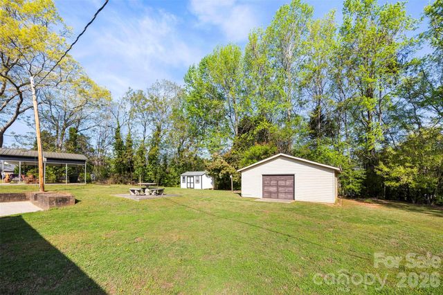 1696 Hoffman Road, Gastonia, NC 28054