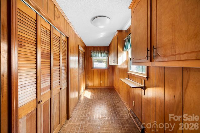 1696 Hoffman Road, Gastonia, NC 28054