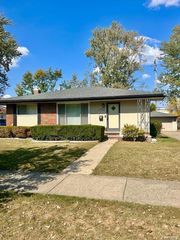 1393 Key West Drive, Troy, MI 48083